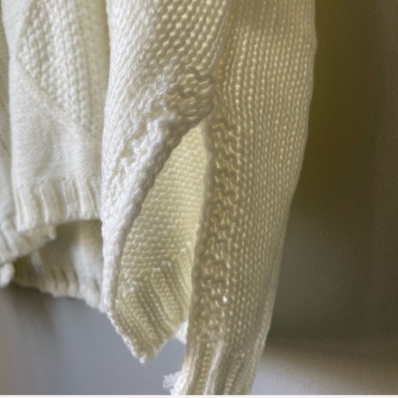 White Tassel Sweater - Picture 5 of 8